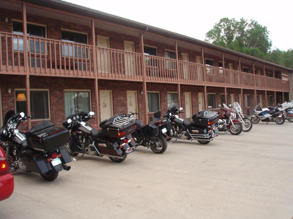 Hotchkiss Inn Motel Bagian luar foto